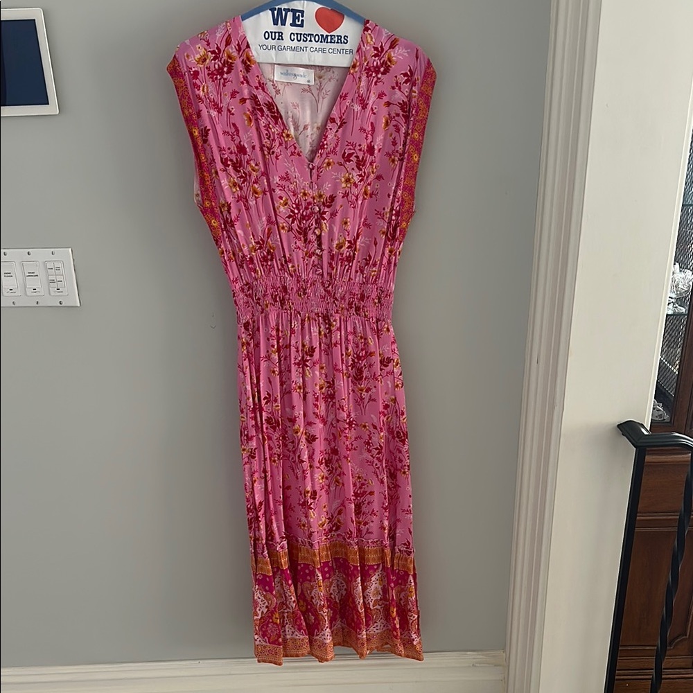 Walker & Wade Cap Sleeve Midi Dress